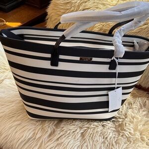 🆕 kate spade Black and White Striped diaper bag 🆕